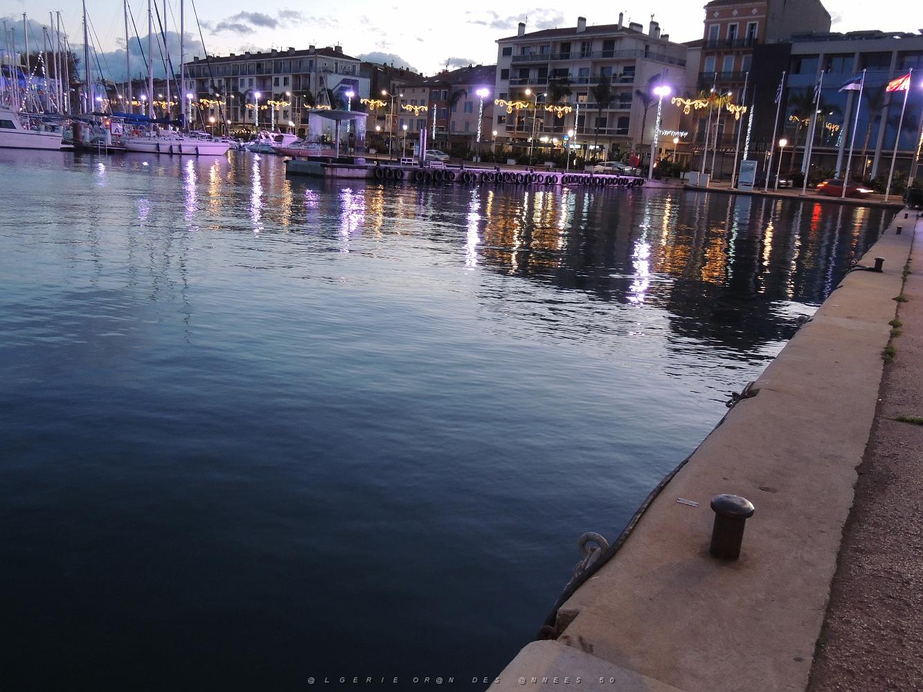 67  Debut de Nuit Le Port.JPG -           